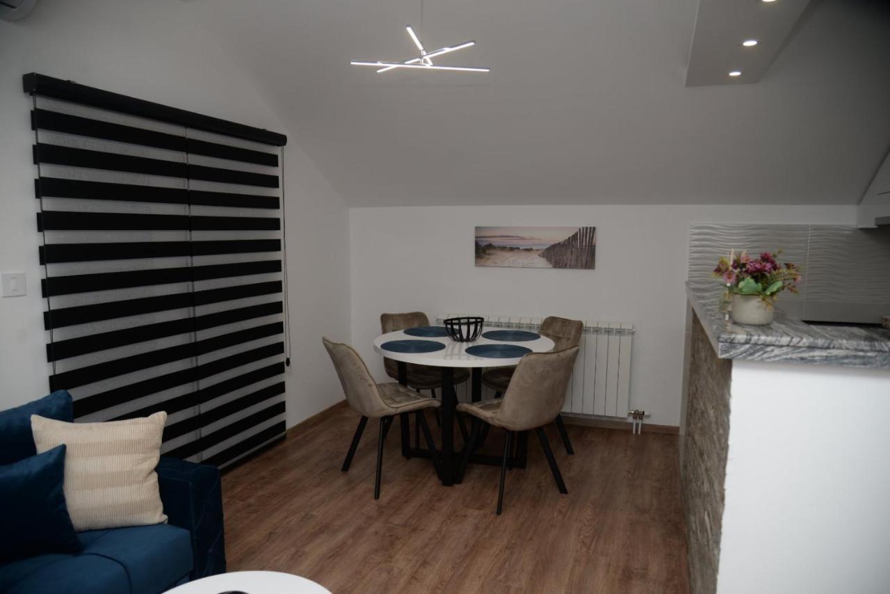 Lilien Apartment Airport Ledine Eksteriør bilde