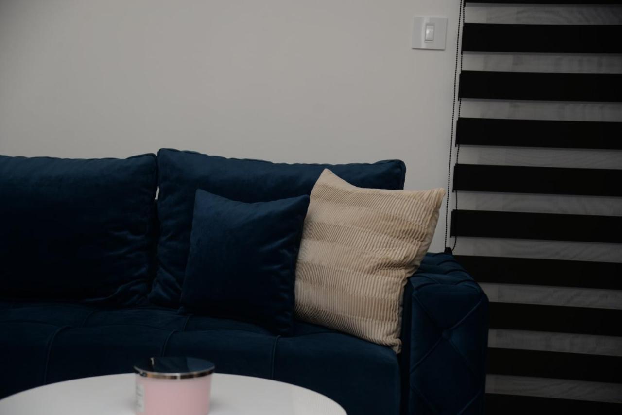 Lilien Apartment Airport Ledine Eksteriør bilde