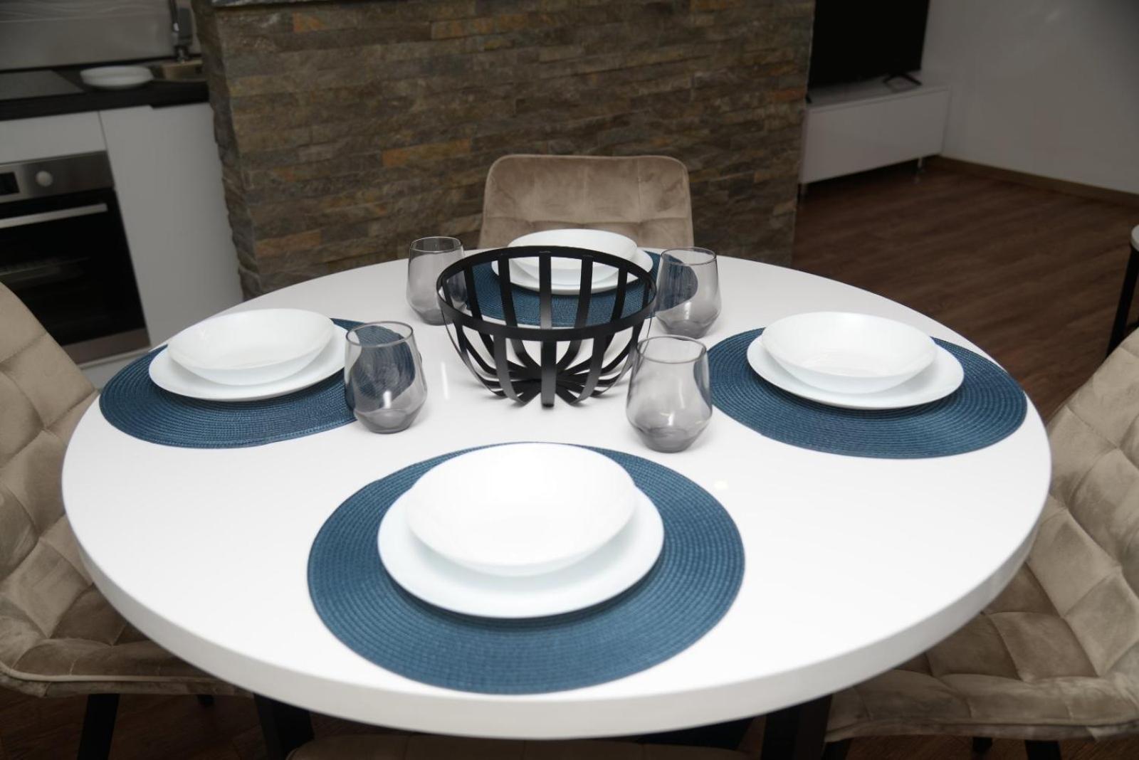 Lilien Apartment Airport Ledine Rom bilde